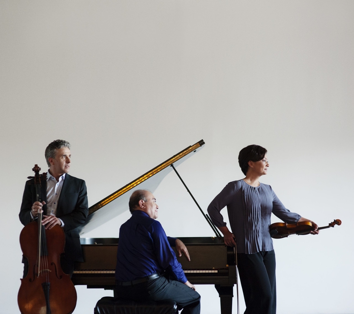 Music Toronto presents Gryphon Trio
