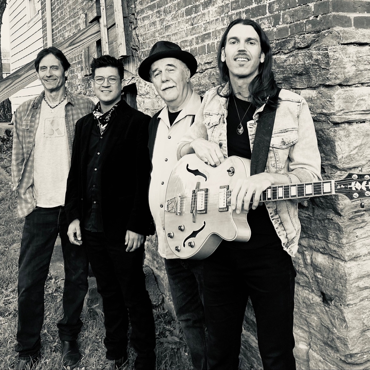 Ivas John Band
