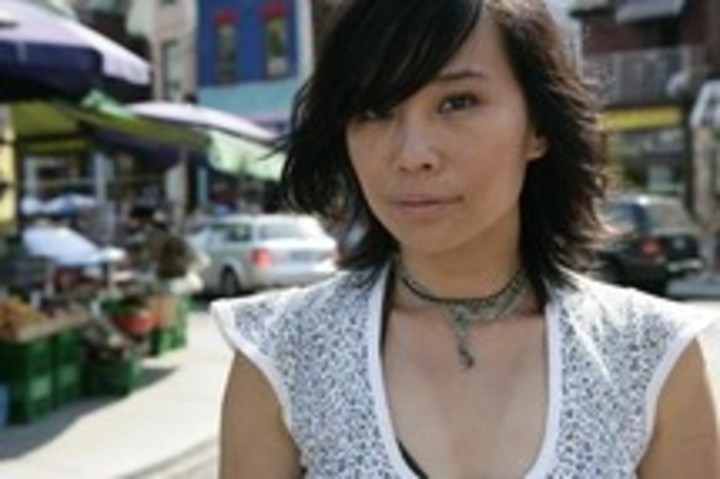 Sook-Yin Lee