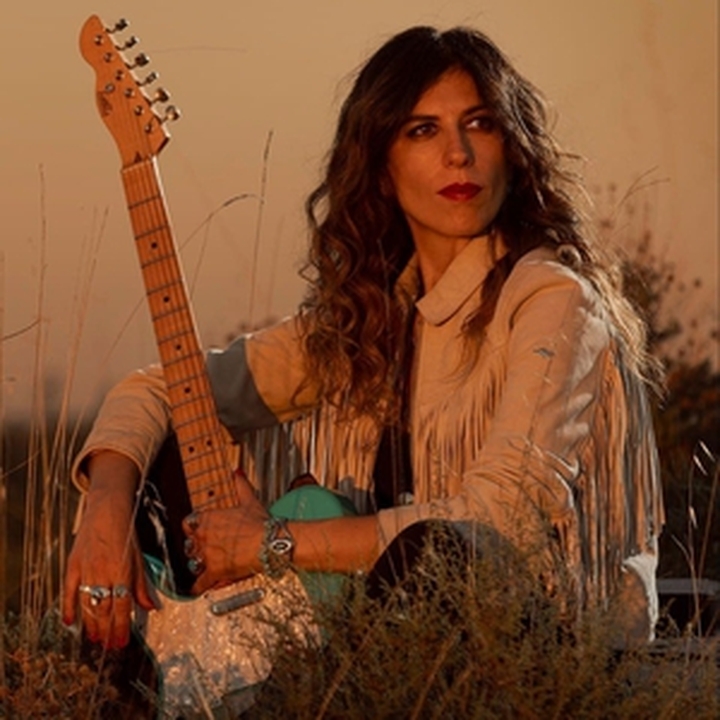 Susan Santos @ Fulford Arms