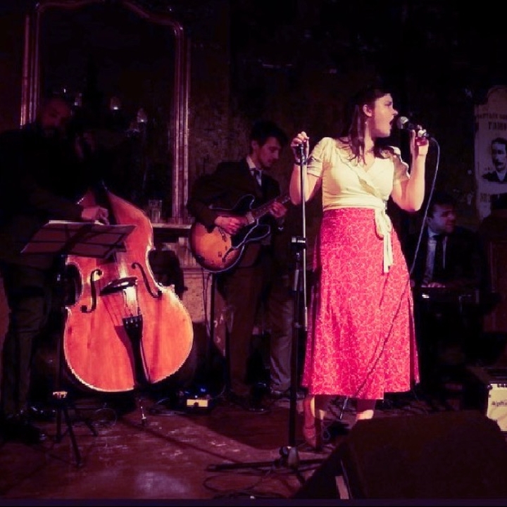Isobel Gathercole - Singer
