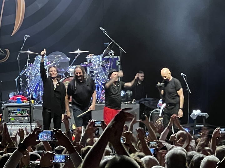 Steve Vai Concerts & Live Tour Dates: 2025-2026 Tickets