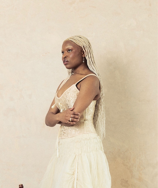 Essence Martins