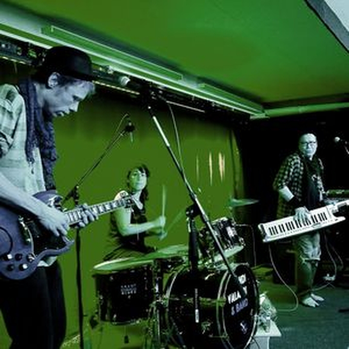 Andi Valandi & Band