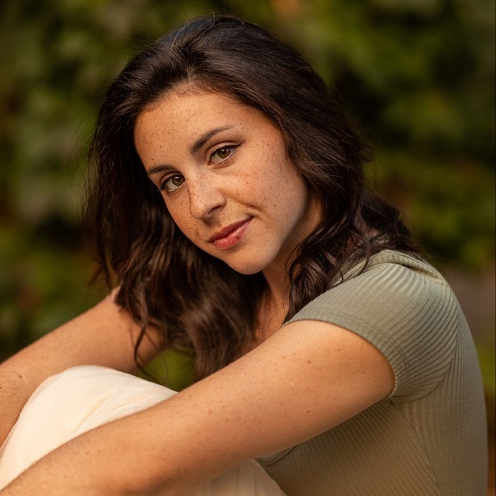 Isabella hallia