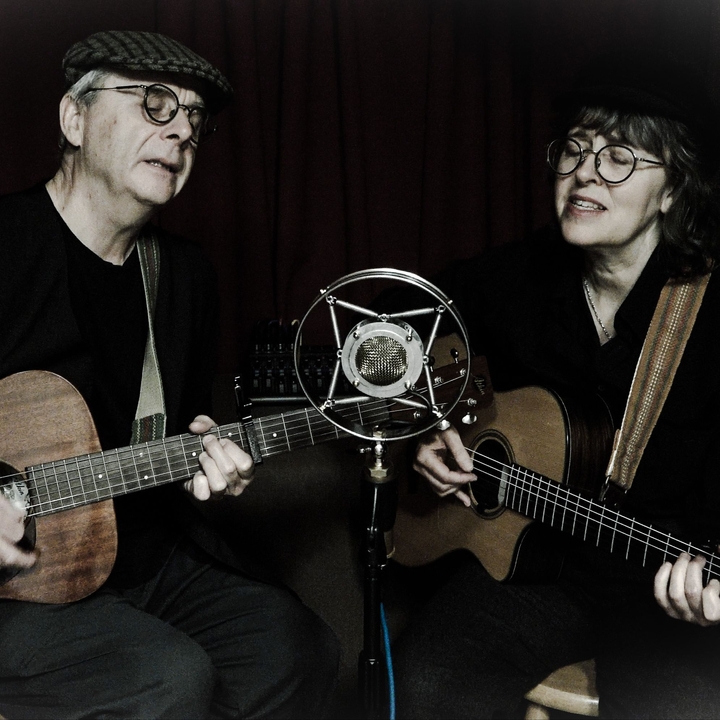 Mills & Farrell