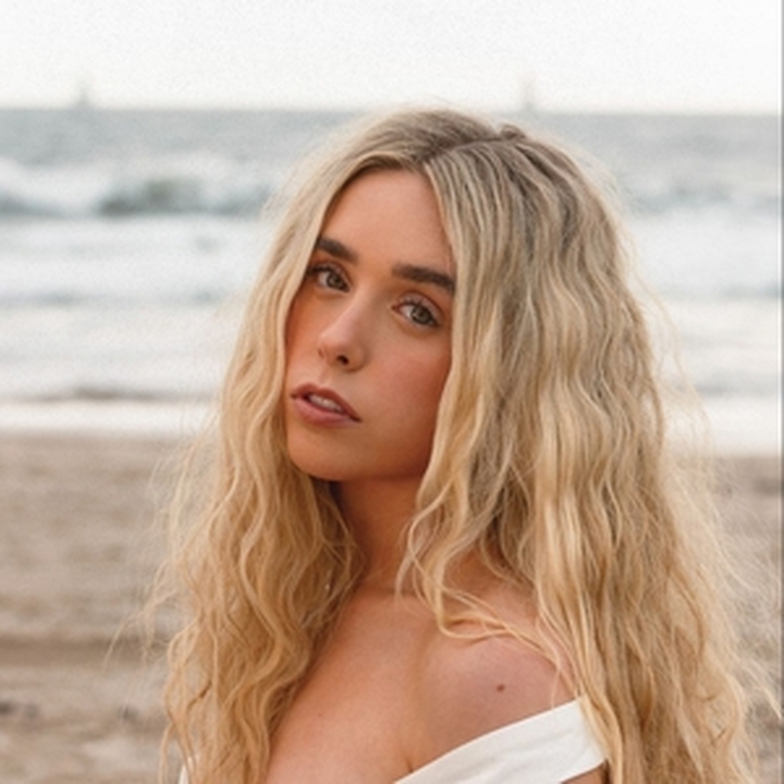 Jenna Davis