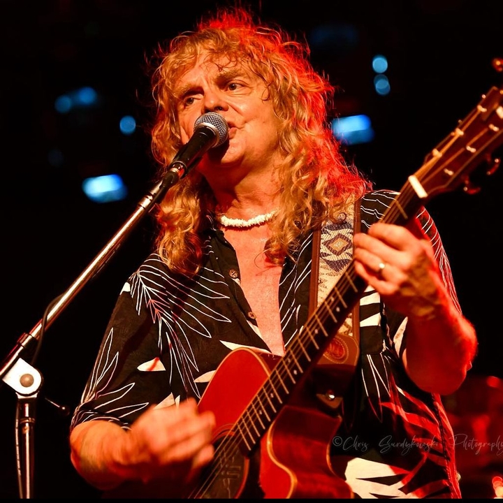 Carl Dixon