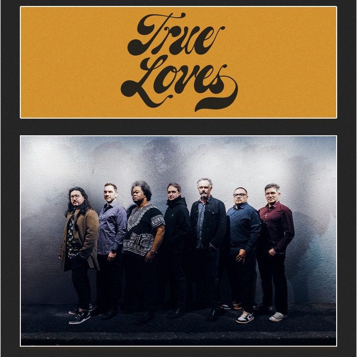 TRUE LOVES live