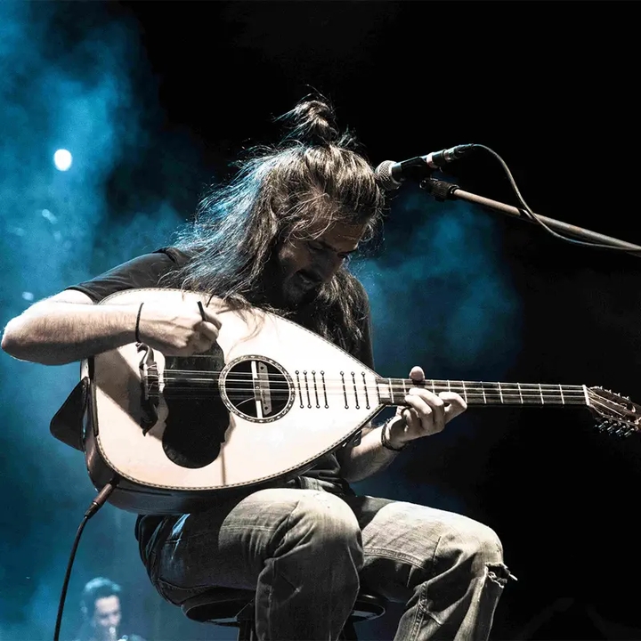 Giannis Haroulis (Official)