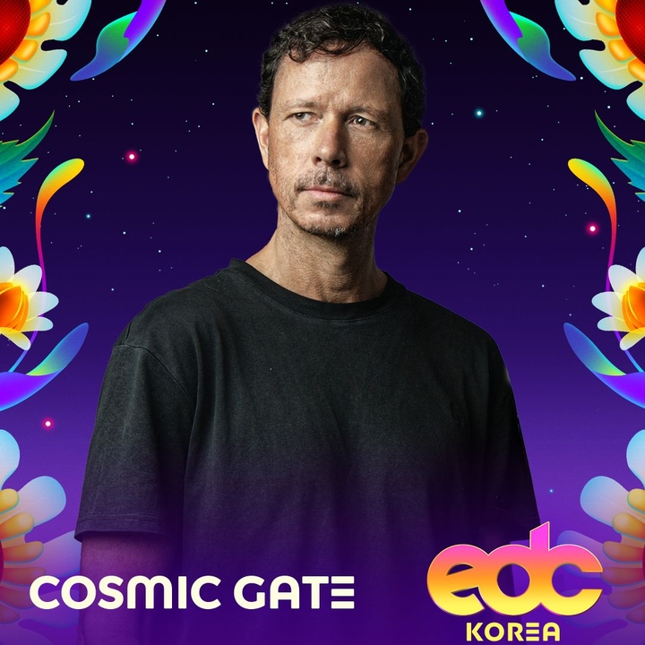 Cosmic Gate