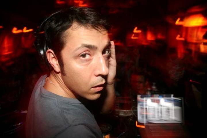 Dan Ghenacia