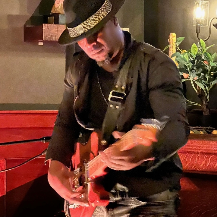 Reji Marc