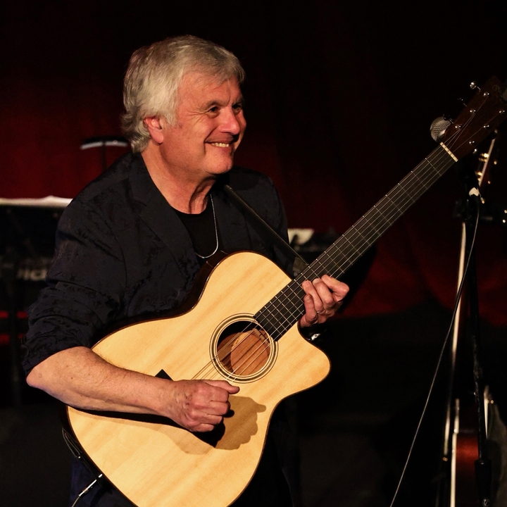 Laurence Juber