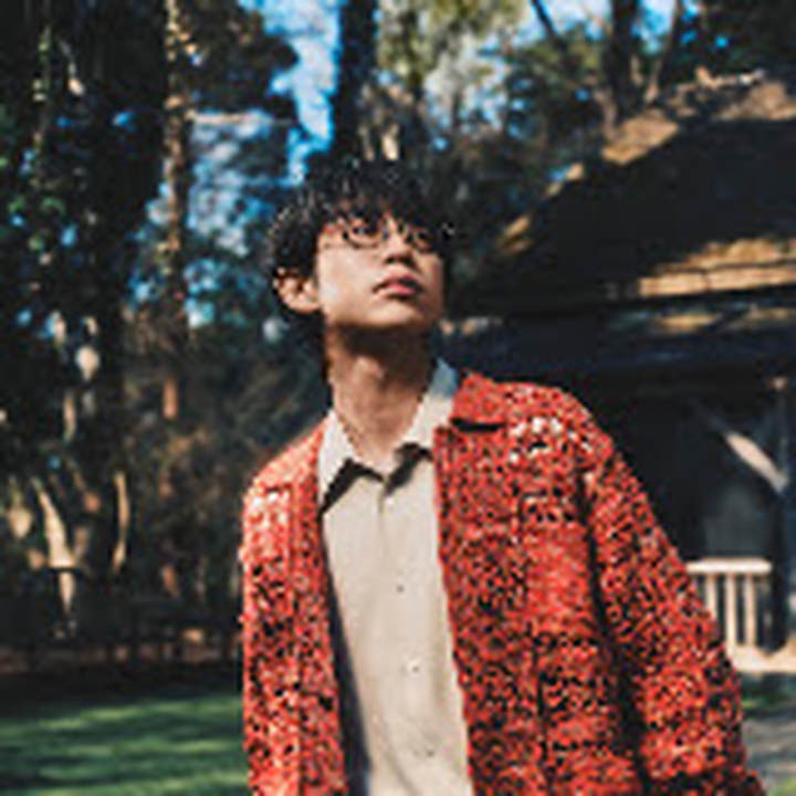川崎鷹也