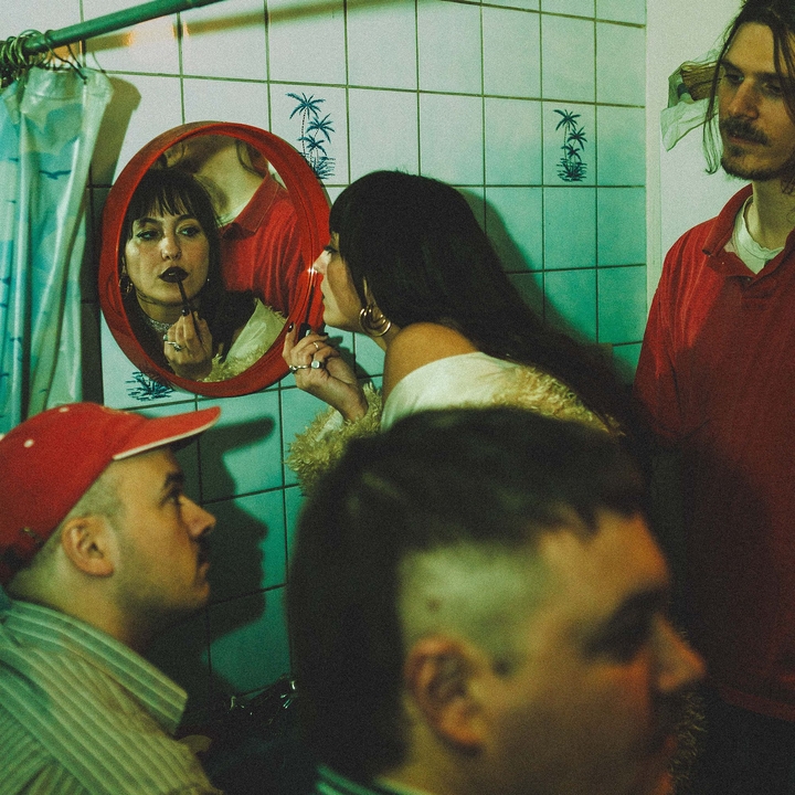 Pretty Much Average en Etterbeek