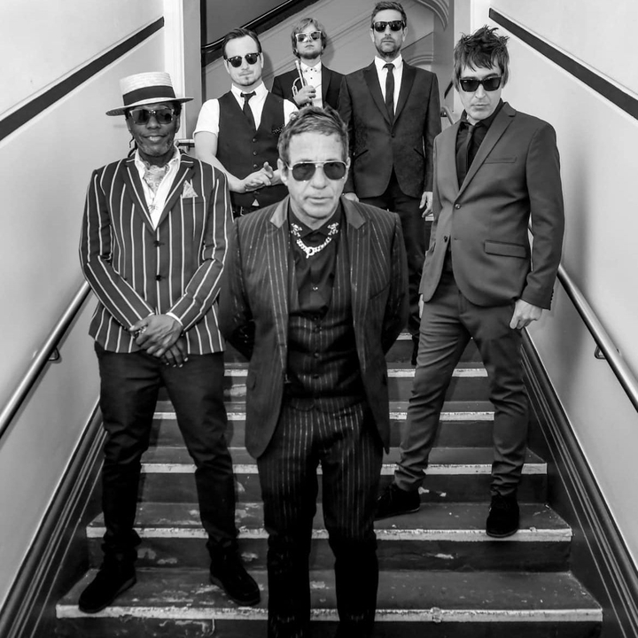 Dub Pistols