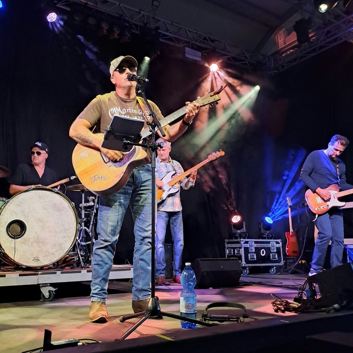 Tom Lee Band