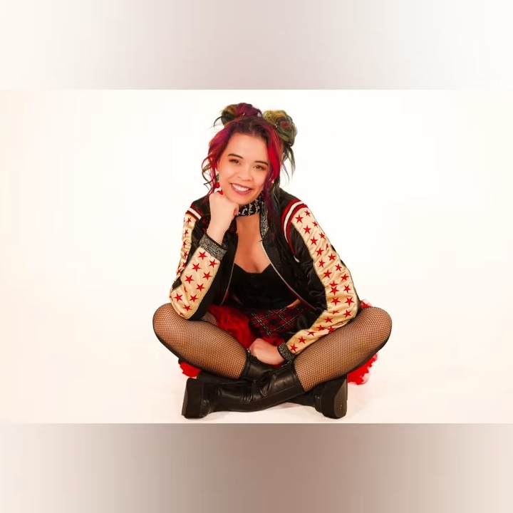 Ria Lina