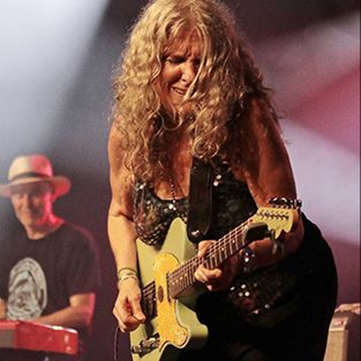 Debbie Bond