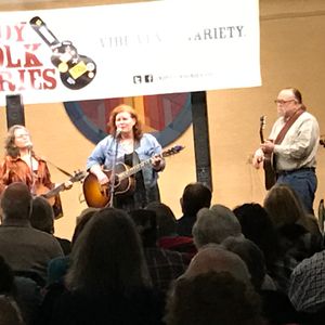 Suzie Vinnick Music at Indianapolis, IN in Unitarian Universalist Church of Indianapolis 2020