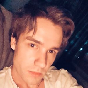 Liam Payne at Los Angeles, CA in Live Stream 2020