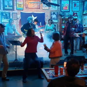 The Sutcliffes at Dallas, TX in AllGood Cafe 2022
