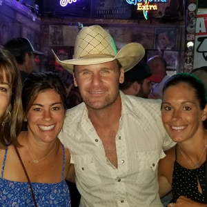 Jake Maurer Musician at Nashville, TN in Tootsies Orchid Lounge 2022
