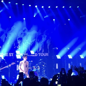 One Ok Rock Tickets 22 Concert Tour Dates Details Bandsintown