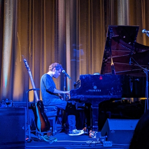 Gabriel Kahane at Minneapolis, MN in Parkway Theatre 2022