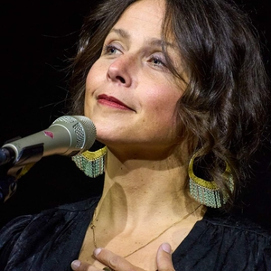May Erlewine at New York City, NY in City Winery New York 2022