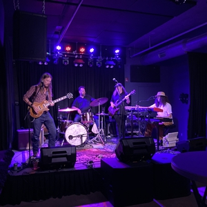 Kevin Galloway at Bloomington, IL in The Stable Music Hall and Lounge 2022