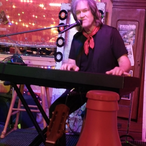 Chris Golden at Monteagle, TN in Jim Oliver's Smoke House Restaurant 2022