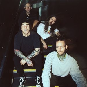 Mirrors AU Tickets, Tour Dates and Concert