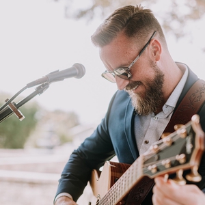 Chris Johnson 321 Solo Acoustic Tickets, Tour Dates and Concert