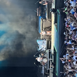 Jessie James Decker at Des Moines, IA in Iowa State Fair 2022