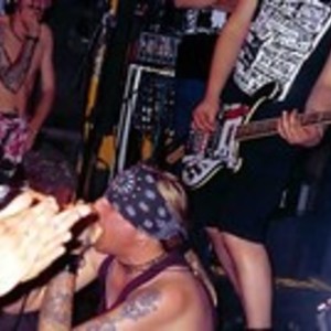 Riistetyt Tickets, Tour Dates and Concert
