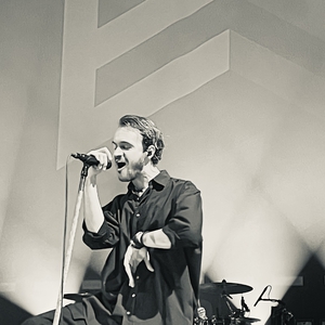 Editors at Paris, France in L’Olympia 2022