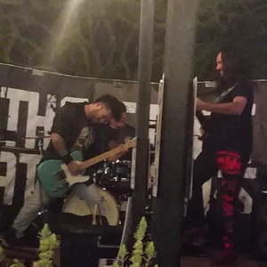Grunge Sponges at New River, AZ in Rosati's Pizza 2022