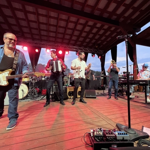 The Coves Amphitheater at Smith Mountain Lake Tickets & 2023 Concert