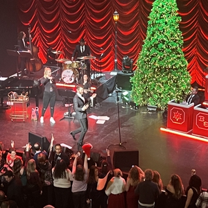 Brett Eldredge at Chicago, IL in The Chicago Theatre 2022