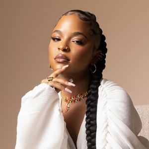 Billets, dates de tournée et concerts pour Mikhala Jené