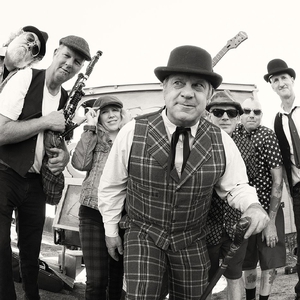 Lucky ol' Bones Tickets, Tour Dates and Concert