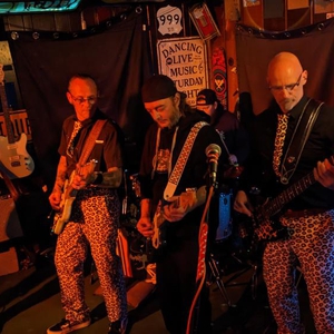 Sant Anna Bay Coconuts at Pacifica, CA in Winters Tavern 2023