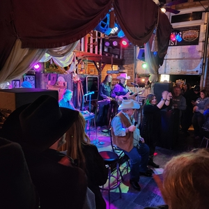 Johnny Lee at Apache Junction, AZ in Hitching Post Saloon 2023