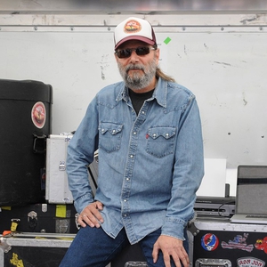 Entradas, fechas de la gira y Concierto de Michael Falzarano