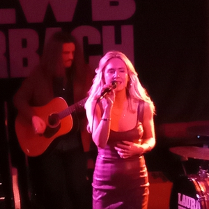 Laura Evans at Cardiff, United Kingdom in Clwb Ifor Bach 2023