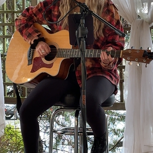 Kellie Rose at Woodinville, WA in Castillo de Feliciana Vineyard & Winery Woodinville Tasting Room 2023
