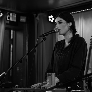 Elise Trouw at Seattle, WA in Barboza 2023