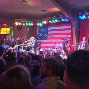 Chris Cagle at Charlotte, NC in Coyote Joe's 2023